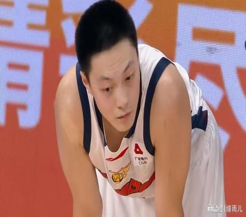 岁泳坛新星,春季赛独得,四金,乐鱼体育,乐鱼体育,LeYu,Sports,乐鱼体育官网