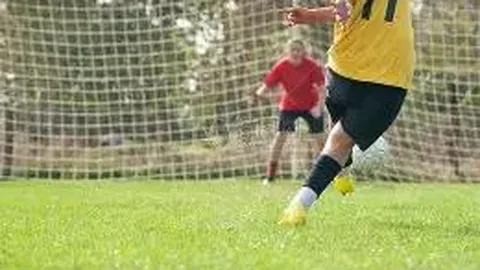 自1980年起，曼联客场对决狼队屡战屡胜，两连败纪录至今未破！